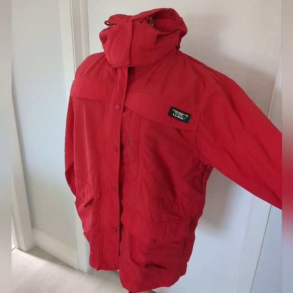 L.L. Bean Red Outdoor Camping Hiking Windbreaker Hooded Jacket Size PM - Picture 3 of 11